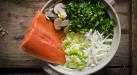 Nabemono: Japanese Winter Hot Pot featuring Miso, Dashi, Salmon, Shiitakes, Leeks, Winter Radish and Spinach. Super easy. Ready in 15 minutes,