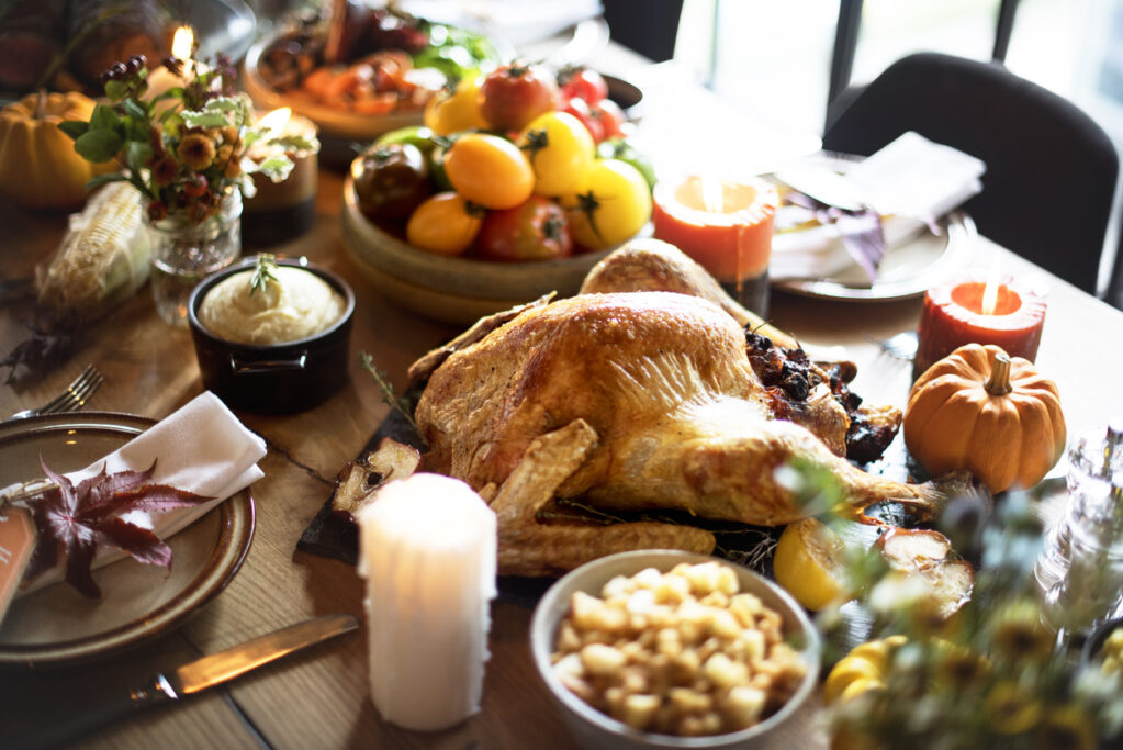 Thanksgiving flower table centerpieces