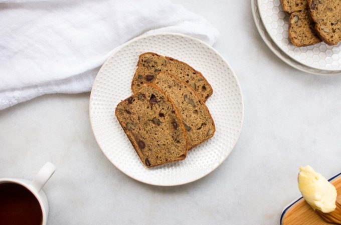 einkorn banana bread with walnuts and chocolate chops