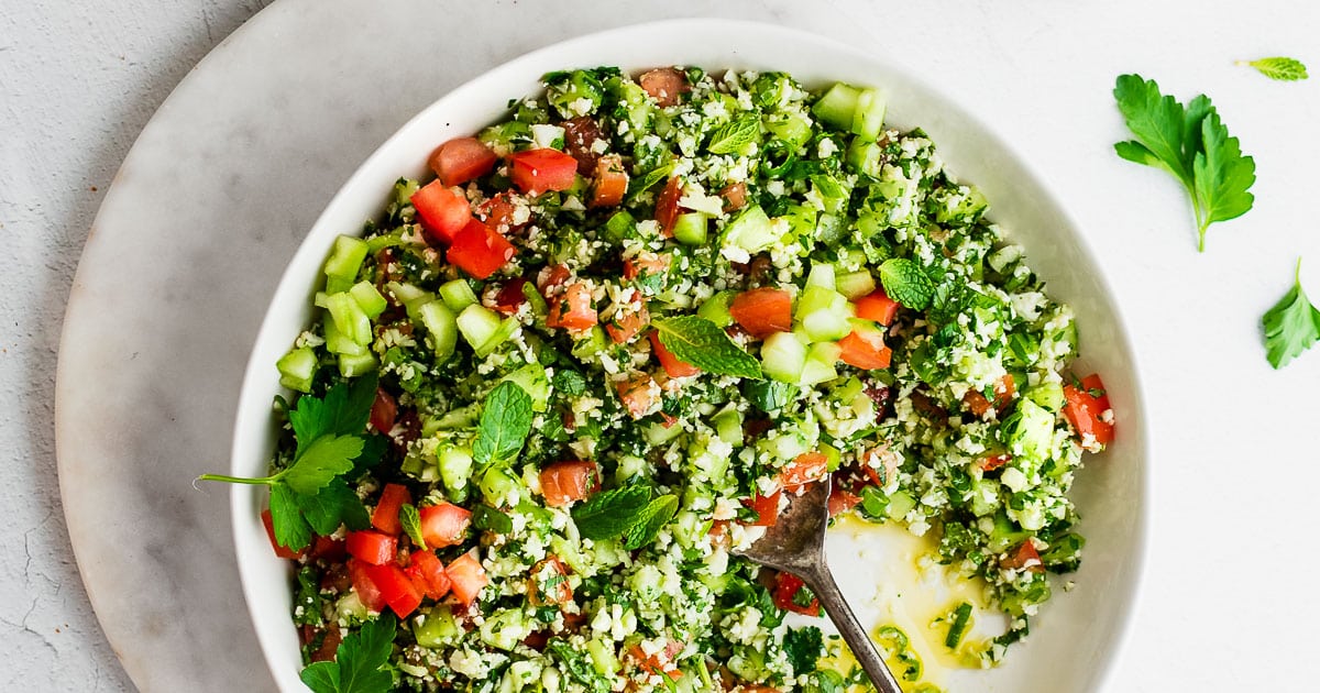 cauliflower-tabbouleh-recipe-easy-low-carb-salad